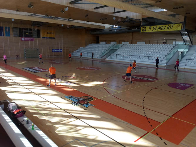 38 TRENING